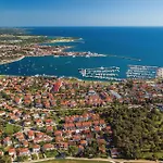 Amazing Apartment In Umag With Wifi