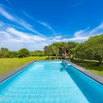 Holiday House Mirna With Swimming Pool And Jacuzzi