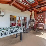 Cozy Home In Pomer With Kitchen