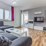 Stunning Apartment In Medulin With Wifi