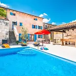 Villa Fumica By Villa Plus