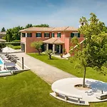 Villa Village