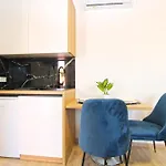 Apartment Old Town 2337