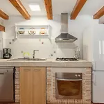 Beautiful Home In Barban-Sajini With Jacuzzi