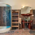 Gorgeous Home In Pula With Wifi