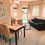 Apartman Patrik-Comfortable And Beautiful Apartment With Pool