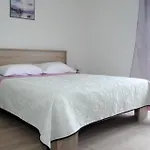 Gesamte Wohnung In Medulin Mit Grill, Terrasse Und Garten