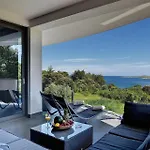 Luxusvilla Sunrise Premantur Mit Pool