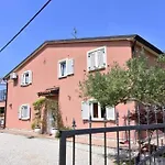 Appartement In Duba Mit Privater Terrasse
