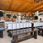 Gemuetliche Wohnung Mit Grill Und Garten