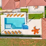 Villa Istrakamen