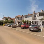 Exodus Residence