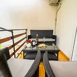 Apartman Domy