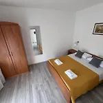 Apartments Iskra