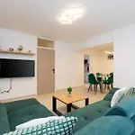 Rosoglio Porec 300M From Sea, New Apartment 2024