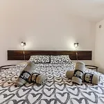 Sunshine Apartments Funtana With Balcony And Sea View