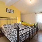 Holiday Home Cvitan By Interhome
