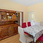 Apartment Zmak With Terrace