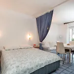Cozy Apartment In Pula With Wifi