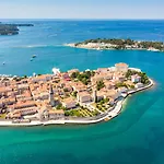 Apartment In Porec With Balcony, Air Conditioning, Wifi 819-2