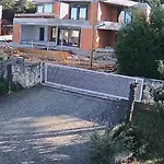 Valica Gardens
