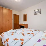 Gulic 1 Comfortable Holiday Residence