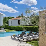 Villa Luna Rossa By Interhome