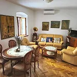 Ferienhaus Fuer 4 Personen Ca 75 Qm In Pula, Istrien Istrische Riviera