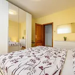 Gulic 2 Comfortable Holiday Residence