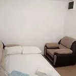 Apartments And Rooms Camelia