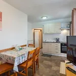 Apartments By The Sea Sveti Ivan, Umag - 7002