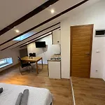 Apartment In The Heart Of Pula