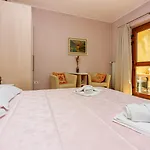 Apartments Franelic