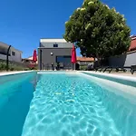Villa Azra & Tony