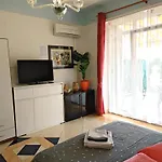 Sea View Apartments In Villa Esperia
