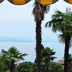 Sea View Apartments In Villa Esperia