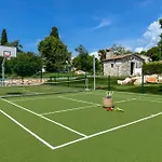 Villa Pedena 5*