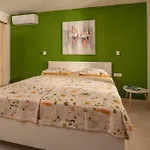 Apartment Vilo With Heated Pool In Istria