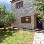 Sunny Holiday House With Private Pool