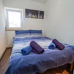 Linda Apartments Zambrattia