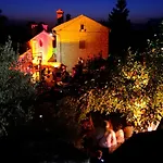 Valesi Holiday Home