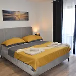 Apartments Rismondi 37D