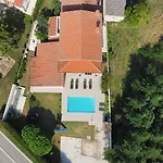 Apartment Dorina