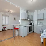 Lovely Home In Vodnjan With Kitchen