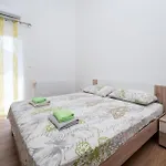 Beautiful Home In Medulin With Wifi