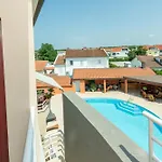 Apartment Complex Irena With Pool