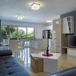 Apartment David With Private Pool
