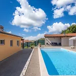 Holiday Home Aurea - Happy Rentals