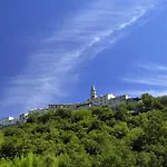 Beautiful Villa Ida & Mirko With Pool In Buzet
