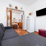 Apartment Eda